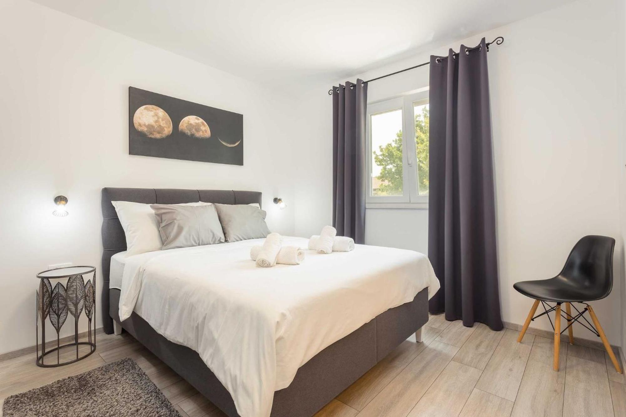 Holiday Home Greta ลาบิน ภายนอก รูปภาพ