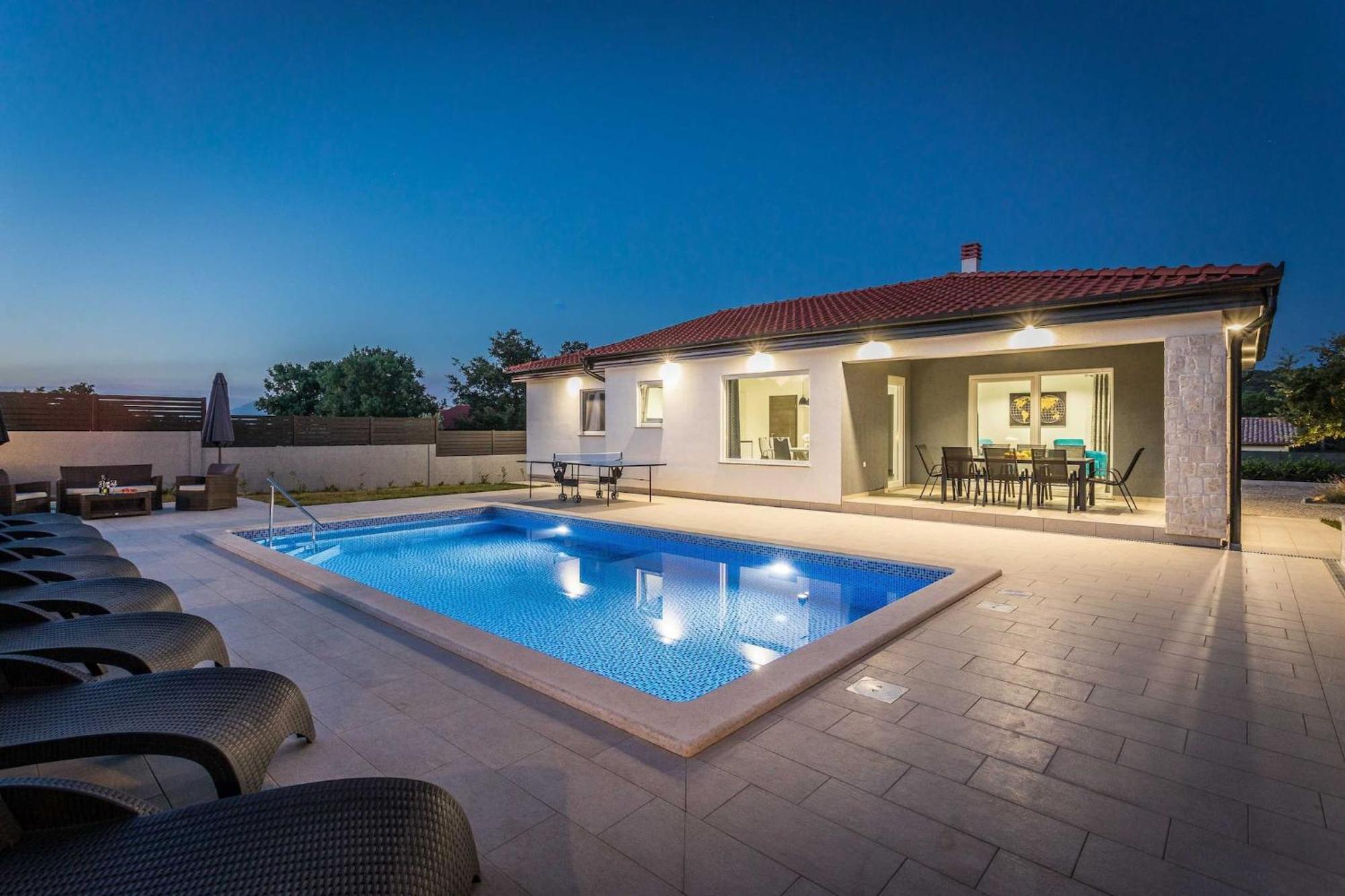 Holiday Home Greta ลาบิน ภายนอก รูปภาพ