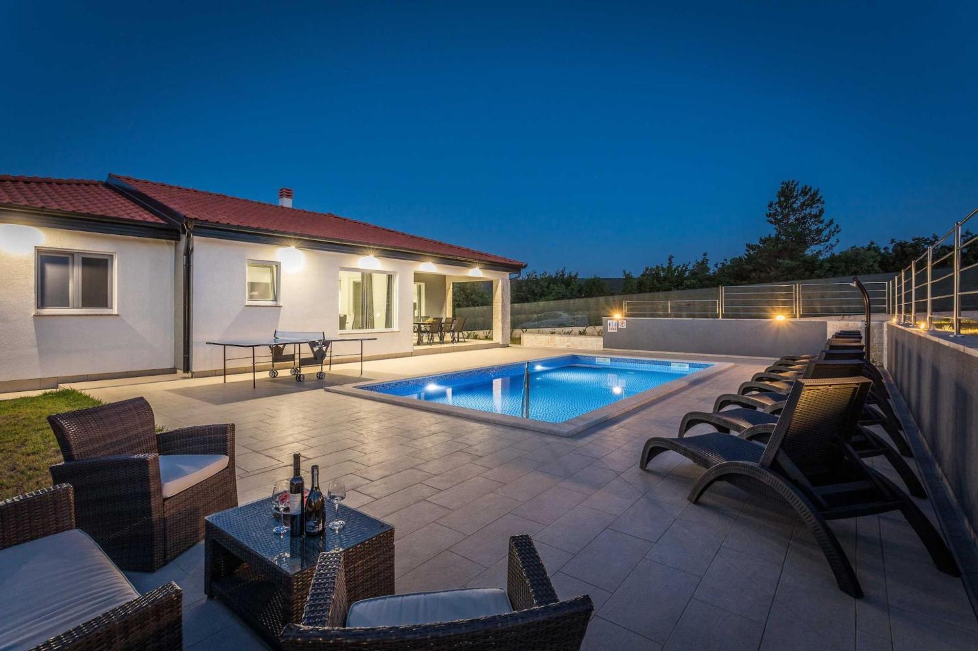 Holiday Home Greta ลาบิน ภายนอก รูปภาพ